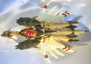 聖天折紙戦士 ドラファラード：GOLD DRAGON